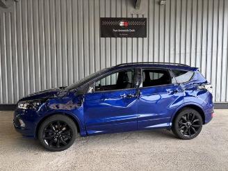 škoda osobní automobily Ford Kuga ST-Line Navigation / R-Kamera / AHK 2017/12