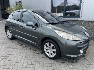 krockskadad bil auto Peugeot 207 1.6 VTi XS Pack 2008/7