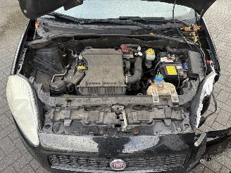 Fiat Grande Punto 1.4 16V Dynamic picture 3