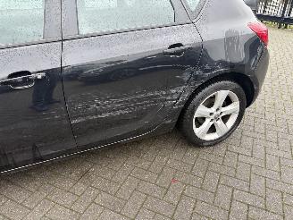 Opel Astra 1.4 Turbo Edition picture 13