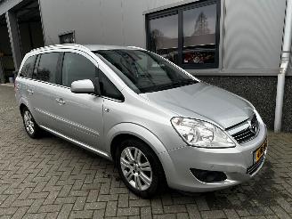 skadebil auto Opel Zafira 1.8 Cosmo. Automaat 2011/6