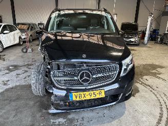 Mercedes V-klasse 250D Extra Lang Avantgarde picture 5