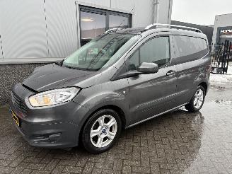 Ford Transit Courier Van 1.0 Trend benzine marge auto. picture 19
