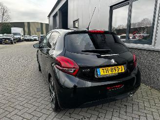 Peugeot 208 1.2 PureTech GT-Line Automaat picture 26