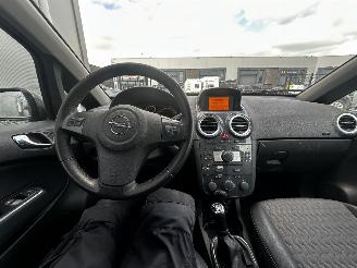 Opel Corsa 1.3 CDTI EcoFlex S/S Cosmo picture 6