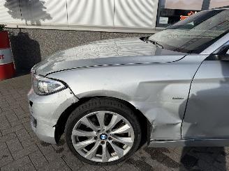 BMW 2-serie 230i Executive Cabrio picture 15