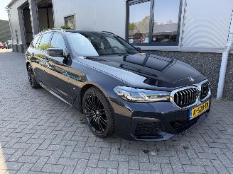 Schadeauto BMW 5-serie 530I High Executive 2021/3
