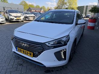 Hyundai Ioniq 1.6 GDI First Edition picture 9