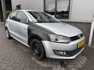 uszkodzony samochody osobowe Volkswagen Polo 1.2 TSI BlueMotion Comfort Edition 2012/8