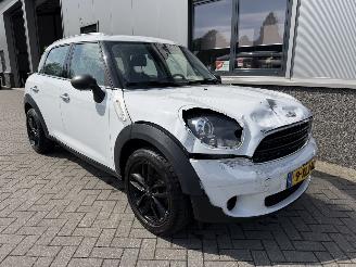 Voiture accidenté Mini Countryman 1.6 One Knockout Edition 2014/9