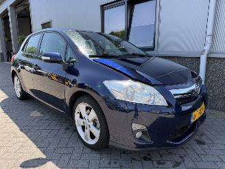 škoda osobní automobily Toyota Auris 1.8 Full Hybrid Aspiration 2011/11
