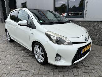  Toyota Yaris 1.5 Full Hybrid Dynamic 2012/6