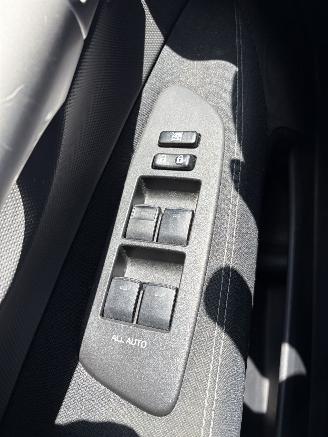 Toyota Auris 1.8 Full Hybrid Executive picture 26