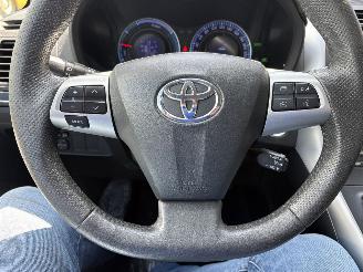 Toyota Auris 1.8 Full Hybrid Executive picture 27
