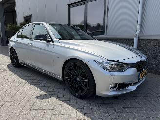 škoda osobní automobily BMW 3-serie 328i xDrive High Executive 2014/3