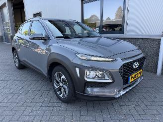 Damaged car Hyundai Kona 1.6 GDI HEV Comfort 2019/10