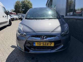 Hyundai Ix20 1.6 i-Catcher Automaat picture 2