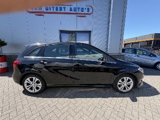 Mercedes B-klasse 180 Prestige picture 3