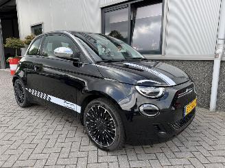 Fiat 500E 42 kWh picture 2