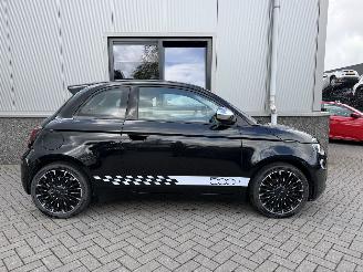 Fiat 500E 42 kWh picture 4