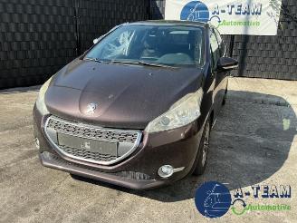 Peugeot 208 208 I (CA/CC/CK/CL), Hatchback, 2012 / 2019 1.4 16V picture 1