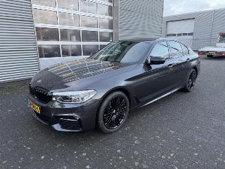 BMW 5-serie 540i xDrive High Executive picture 1
