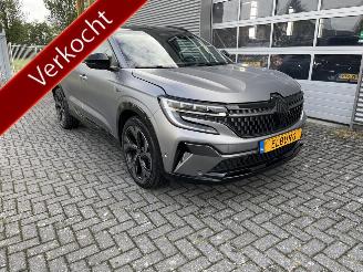 skadebil auto Renault Espace E-Tech full hybrid 200 esprit Alpine 7p. 2023/12