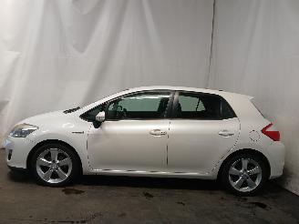 Toyota Auris Auris (E15) Hatchback 1.8 16V HSD Full Hybrid (2ZRFXE) [100kW]  (09-20=
10/09-2012) picture 4