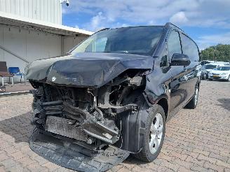 Schadeauto Mercedes Vito Vito (447.6) Van 2.2 116 CDI 16V (OM651.950) [120kW]  (10-2014/...) 2017/4