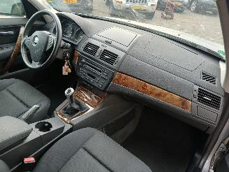 BMW X3 X3 (E83) SUV 2.0 16V (N46-B20B) [110kW]  (07-2005/08-2008) picture 7