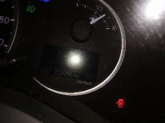 Lexus Ct CT 200h Hatchback 1.8 16V (2ZRFXE) [100kW]  (09-2011/...) picture 2