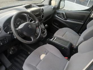 Peugeot Partner Partner (GC/GF/GG/GJ/GK) Van 1.6 BlueHDi 100 (DV6FD(BHY)) [73kW]  (04-=
2015/12-2018) picture 10