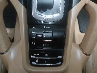 Porsche Cayenne Cayenne II (92A) SUV 3.0 D V6 24V (MCR.C(Euro 5)) [180kW]  (06-2011/05=
-2018) picture 19