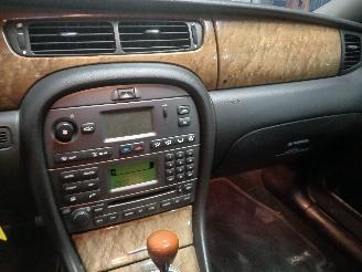 Jaguar X-type X-type Sedan 2.1 V6 24V (YB(AJ-V6)) [115kW]  (03-2002/11-2009) picture 15