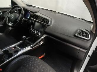 Renault Kadjar Kadjar (RFEH) SUV 1.3 TCE 140 FAP 16V (H5H-490(H5H-E4)) [103kW]  (08-2=
018/...) picture 8