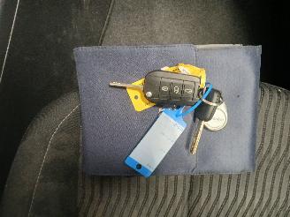 Peugeot 308 308 SW (L4/L9/LC/LJ/LR) Combi 5-drs 1.2 12V e-THP PureTech 130 (EB2ADT=
S(HNS)) [96kW]  (03-2014/06-2021) picture 19