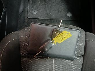 Opel Astra Astra J Sports Tourer (PD8/PE8/PF8) Combi 1.4 Turbo 16V (A14NET(Euro 5=
)) [103kW]  (10-2010/10-2015) picture 21