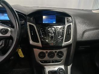 Ford Focus Focus 3 Wagon Combi 1.6 EcoBoost 16V 150 (JQDB(Euro 5)) [110kW]  (07-2=
010/05-2018) picture 19