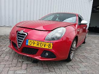 Vaurioauto  passenger cars Alfa Romeo Giulietta Giulietta (940) Hatchback 1.4 TB 16V MultiAir (940.A.2000) [125kW]  (0=
4-2010/10-2018) 2011/5