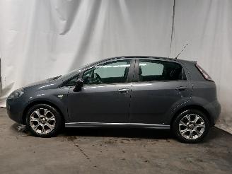 Fiat Punto Punto III (199) Hatchback 0.9 TwinAir (312.A.2000) [63kW]  (03-2012/..=
=2E) picture 4
