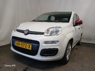 krockskadad bil auto Fiat Panda Panda/Pandina (312) Hatchback 0.9 TwinAir 60 (312.A.6000) [44kW]  (12-=
2013/...) 2017/3