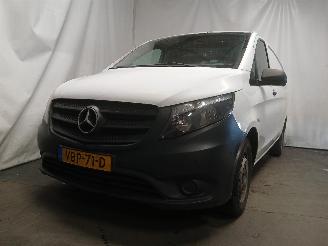 Vaurioauto  passenger cars Mercedes Vito Vito (447.6) Van 2.2 116 CDI 16V (OM651.950) [120kW]  (10-2014/...) 2016/12