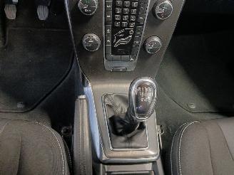 Volvo V-40 V40 (MV) Hatchback 5-drs 1.6 D2 (D4162T) [84kW]  (03-2012/12-2016) picture 20