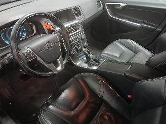 Volvo V-60 V60 I (FW/GW) Combi 2.4 D6 20V Plug-in Hybrid AWD (D82PHEV) [206kW]  (=
06-2012/12-2015) picture 12