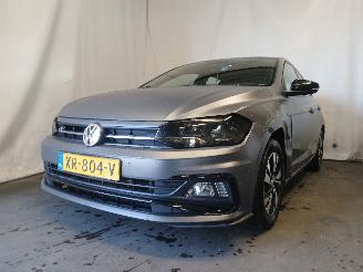 Schadeauto Volkswagen Polo Polo VI (AW1) Hatchback 5-drs 1.0 TSI 12V (DUSB) [70kW]  (06-2017/...)= 2019/3