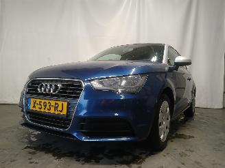 Avarii autoturisme Audi A1 A1 (8X1/8XK) Hatchback 3-drs 1.2 TFSI (CBZA) [63kW]  (05-2010/04-2015)= 2012/1