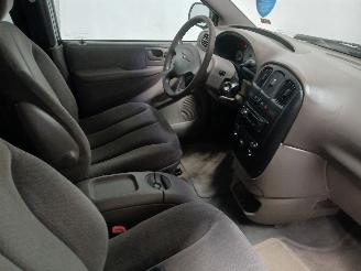 Chrysler Voyager Voyager/Grand Voyager (RG/RS) MPV 3.3 V6 (EGA) [128kW]  (02-2000/12-20=
08) picture 9