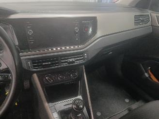 Volkswagen Polo Polo VI (AW1) Hatchback 5-drs 1.0 TGI 12V (DBYA) [66kW]  (09-2017/...)= picture 15