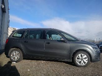 Citroën C4 C4 Grand Picasso (3A) MPV 1.6 HDiF, Blue HDi 115 (DV6C(9HC)) [85kW]  (=
09-2013/03-2018) picture 7