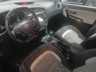 Kia Cee d Cee'd Sportswagon (JDC5) Combi 1.6 GDI 16V (G4FD) [99kW]  (09-2012/12-=
2018) picture 11